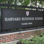 Destituyen a fiscal en Chihuahua por orden de aprehensión en su contra