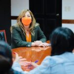 Agentes detienen a 101 migrantes en un autobús turístico en Oaxaca