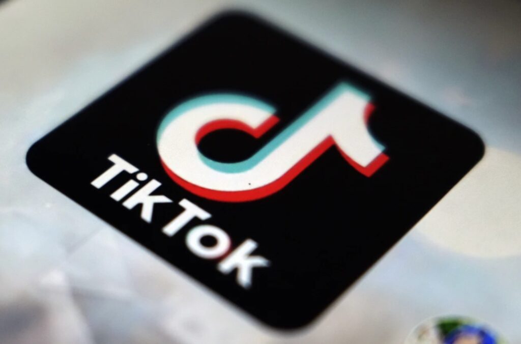Nepal prohíbe TikTok y dice que altera la armonía social