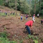 Luis Advíncula, “expulsado a los 9 segundos”, entra en el ranking de las rojas más rápidas de la historia