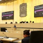 Legisladores británicos estudian despenalizar el aborto